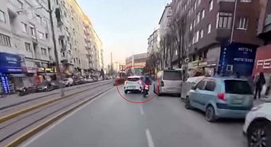"Kamera çekiyor mu" dedikten saniyeler sonra kaza yaptı