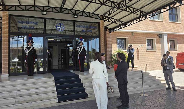 Roma'da "Değişen Güvenlik Ortamında NATO ve Türkiye: Uyum, İşbirliği ve Gelecek Perspektifleri" paneli