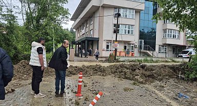 Sağanak sağlık ocağını vurdu: Hastalar ve personel mahsur kaldı
