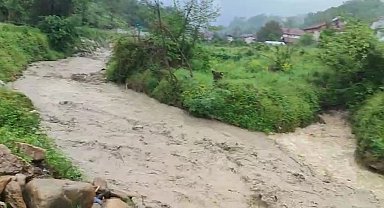 Sağanak sonrası derelerdeki su seviyeleri yükseldi