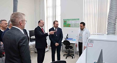 Sağlıkta stratejik iş birliği: Bakan Yardımcısı Birinci'den Atatürk Üniversitesine ziyaret