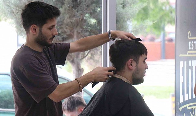 Sakarya'da Kurban Bayramı öncesi berberlerde yoğun mesai