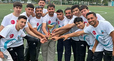 Salihli Ülküspor'da kupa coşkusu
