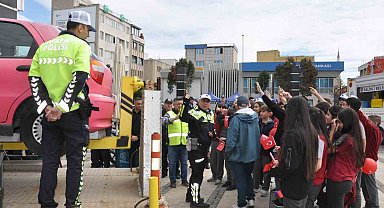 Salihli'de 'Trafik Haftası' kutlandı