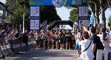 Salomon Çeşme Yarı Maratonu'nda ödüller sahiplerini buldu
