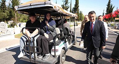 Samsun'da mezarlıklarda bayram öncesi bakım ve ulaşım çalışmaları tamamlandı