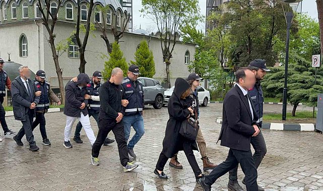 Samsun'daki rüşvet operasyonunda 4'ü doktor 8 kişi adliyeye sevk edildi