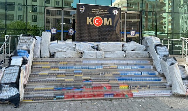 Şanlıurfa'da saman balyaları arasında 40 bin paket kaçak sigara ele geçirildi