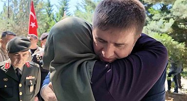 Şehit annesinden yürek burkan sözler: "Gelmesem küstü zannediyorum"