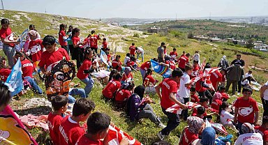 Şehitkamil'de 19 Mayıs coşkusu gökyüzüne taşındı