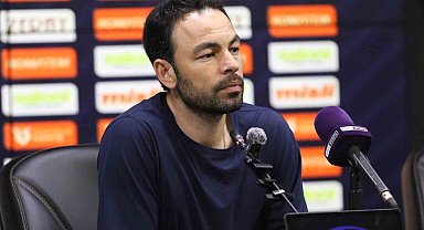Selçuk İnan: "Bu sene takım ruhuyla ligde kaldık"