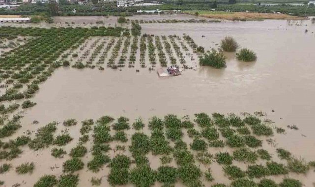 Selde akıntıya kapılarak hayatını kaybeden adamın sular altındaki evi görüntülendi