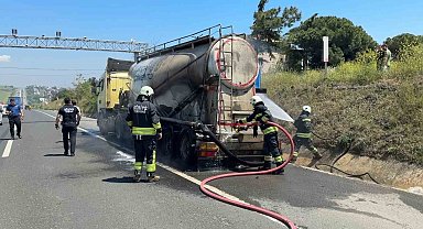 Seyir halindeki beton yüklü kamyon alevlere teslim oldu