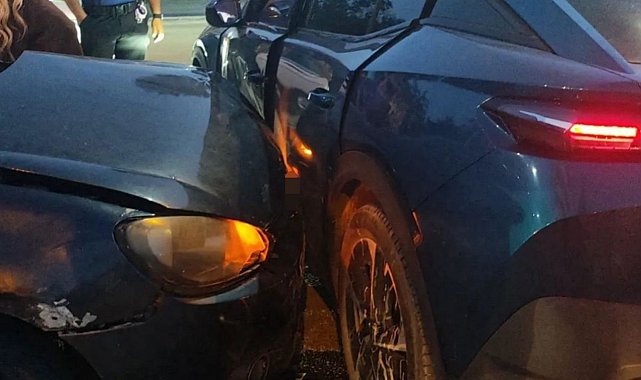 Siirt'te iki araç çarpıştı: 2 yaralı