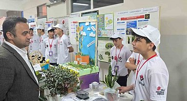 Silvan'da TÜBİTAK 4006 Bilim Fuarı rüzgarı