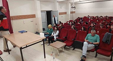 Simav'da öğrencilere doğa ve tarım eğitimi