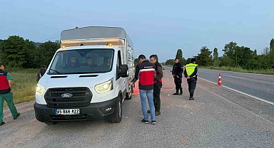 Simav'da yol kontrol faaliyeti
