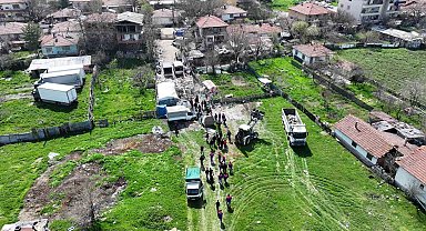 Sincan'da kaçak ahırlar kapatıldı, tonlarca atık temizlendi