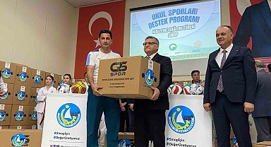 Sinop'ta spor malzemeleri törenle dağıtıldı