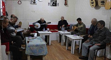 Sivas'ta farklı konsept, bu kahvehanede oyun yok, müzik var