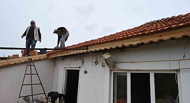 Sorkuncak köyünde ihtiyaç sahibi ailenin çatı problemi giderildi