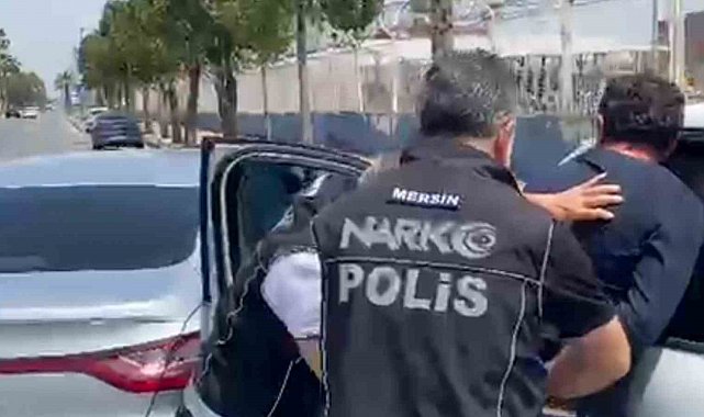 Takibe alınan araçta 24 kiloya yakın esrar ele geçirildi