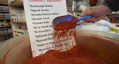 Tarifini kendi buldu, 29 yıldır aynı baharatı satıyor