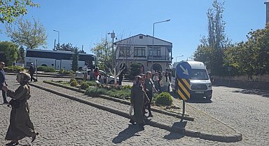 Tarihi Harput Mahallesi'nde bayram yoğunluğu