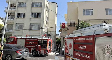 Tarsus'ta apartman dairesinde yangın paniği