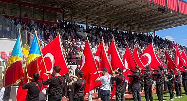 Tavşanlı'da 19 Mayıs Atatürk'ü Anma, Gençlik ve Spor Bayramı görkemli törenlerle kutlandı