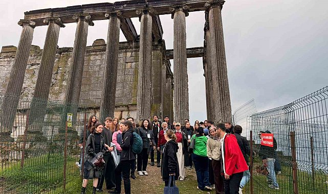 Tavşanlı'da Avrupalı gençlere tarihi ve kültürel tanıtım