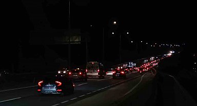 Tekirdağ-İstanbul yolunda dönüş yoğunluğu: Akşam saatlerinde zirve yaptı