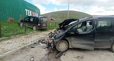 Tekman'da trafik kazası: 6 yaralı