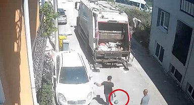 Temizlik işçilerinin topla eğlendiği anlar kamerada