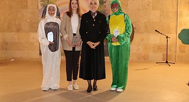 Tercan'da öğrencilerden çocuk şenliği etkinliği