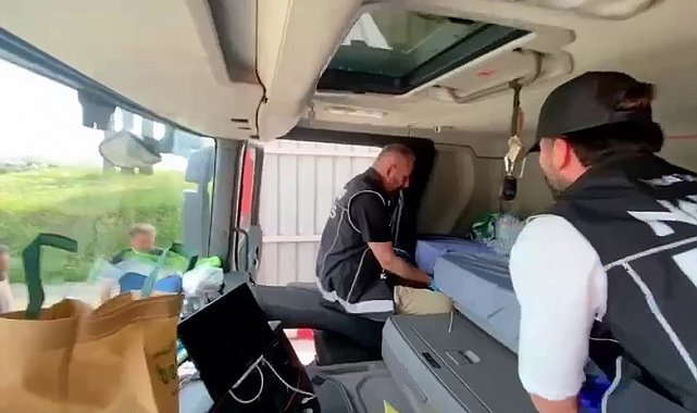 Tırda yatağın altından 12 milyon 600 bin TL'lik uyuşturucu çıktı