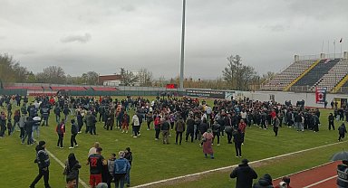 TKİ Tavşanlı Linyitspor ve Tepecikspor 3. Lig yolunda