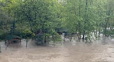 Tokat'ta yazın serinleten kamelyalar sular altında kaldı