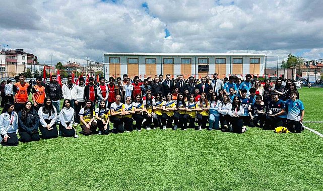 Tomarza'da 19 Mayıs coşkuyla kutlandı