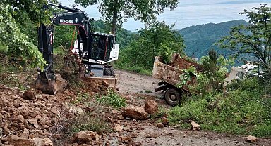 Trabzon'da ekiplerin sel ve heyelan seferberliği