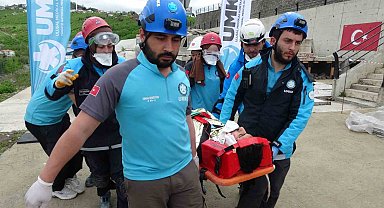 Trabzon'da gerçeği aratmayan deprem tatbikatı
