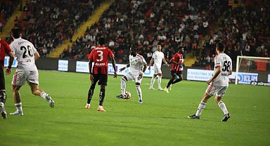 Trendyol Süper Lig: Gaziantep FK: 0 - Beşiktaş: 2