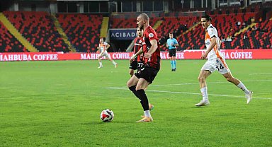 Trendyol Süper Lig: Gaziantep FK: 1 - Başakşehir: 2