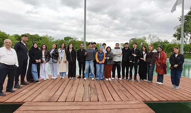 Türk dünyası gençliği Eskişehir'in tarihine yolculuk yaptı