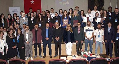 Türk dünyasının geleceği ve bölgesel güç dengesi Kütahya'da masaya yatırıldı
