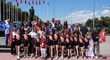 Tuzla'da spor ve sanat dolu 19 Mayıs coşkusu
