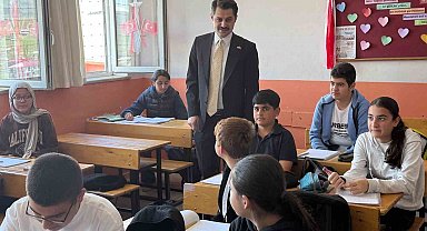 Tuzluca kaymakamı Abdüllatif Yılmaz'dan okul ziyareti