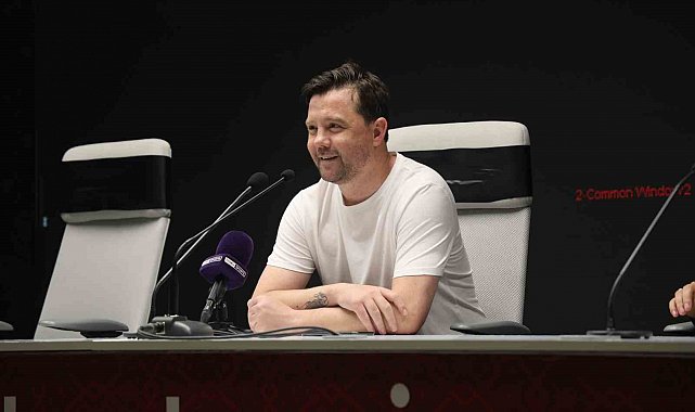 Uğur Uçar: "Hoca olarak ilk kupam, inşallah devamı gelir"