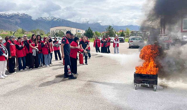 Uluslararası Damla Gönüllülerine yangın eğitimi verildi