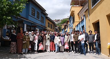 Üniversite öğrencilerinden Buldan'a kültür çıkarması